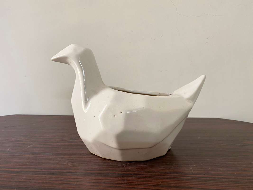 Swan planter